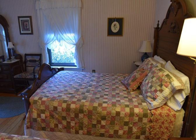 Richmond Victorian Inn Екстер'єр фото